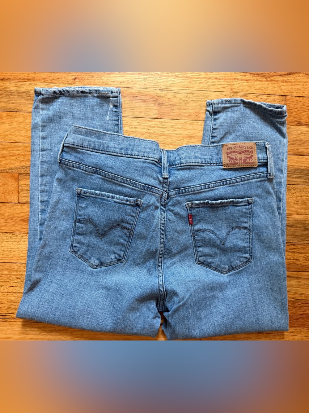 Levi's Women's Light Wash Straight-Leg Jeans